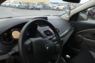 Pretensionneur de ceinture avant gauche RENAULT MEGANE 3
