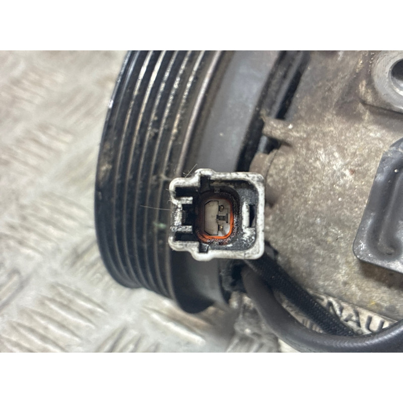 Compresseur clim RENAULT LAGUNA 3 Photo n°3