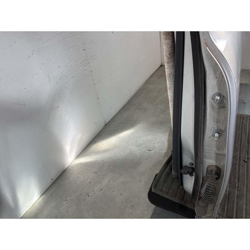 Porte arriere gauche NISSAN MICRA 4 Photo n°1