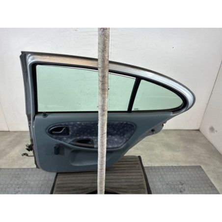 Porte arriere droit RENAULT MEGANE 1