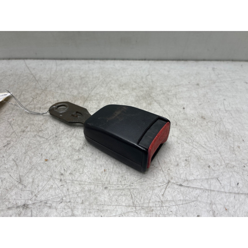 Attache ceinture avant droit RENAULT CLIO 1 Photo n°3