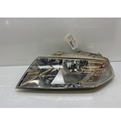 Optique avant principal gauche (feux)(phare) SKODA OCTAVIA 2