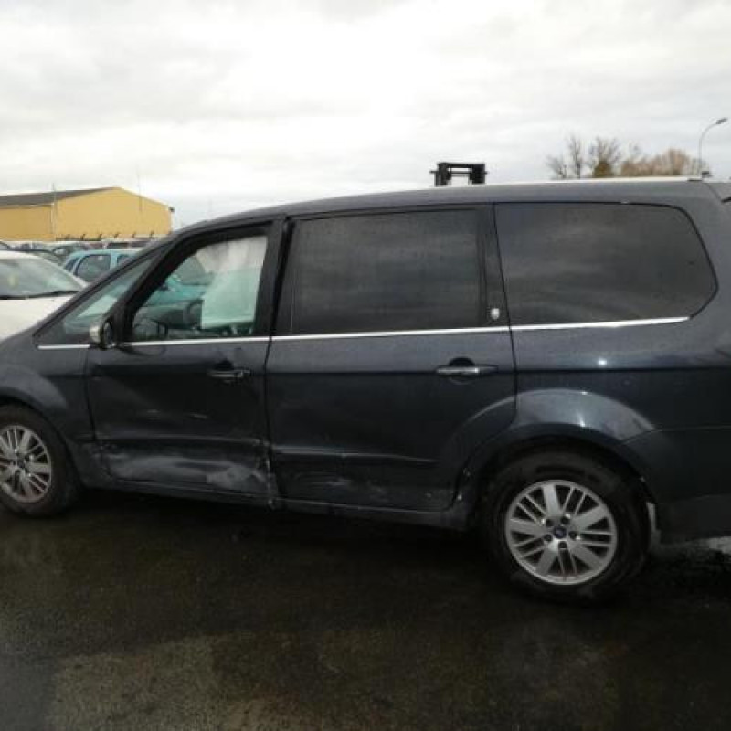 Moteur essuie glace avant droit FORD GALAXY 2 Photo n°8