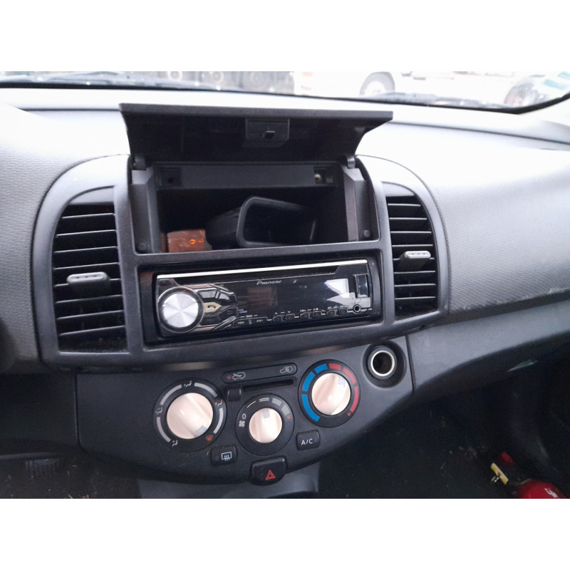 Optique avant secondaire gauche (feux)(clignotant) NISSAN MICRA 3 Photo n°12