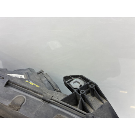 Optique avant principal droit (feux)(phare) MERCEDES CLASSE B 246