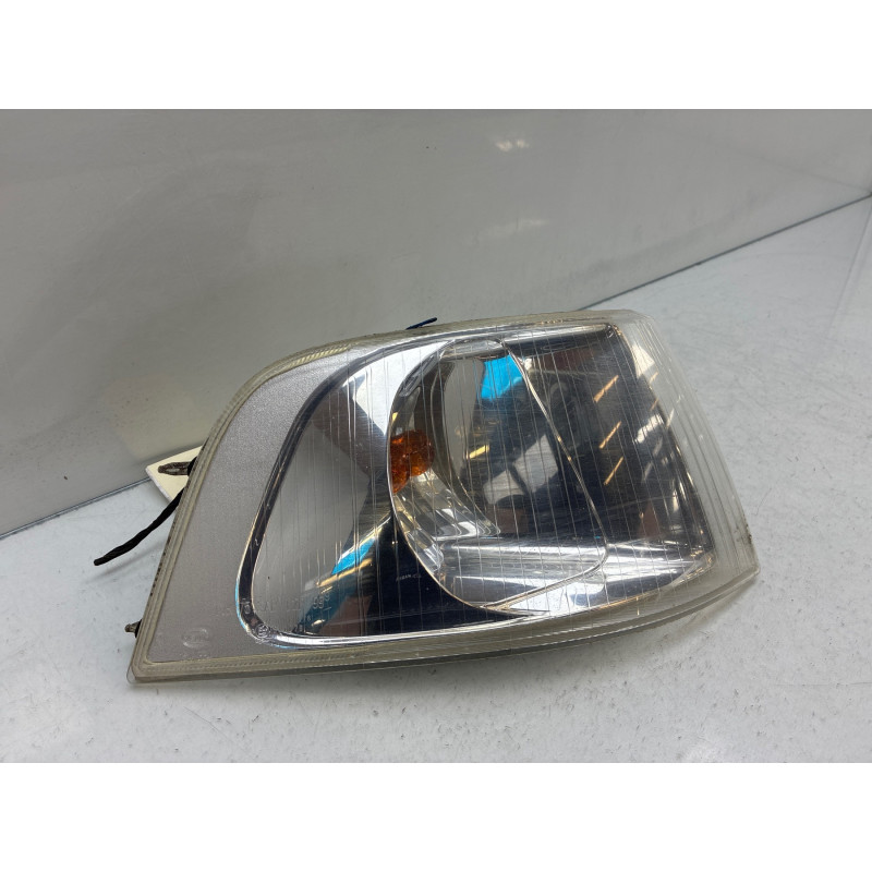 Optique avant secondaire droit (feux)(clignotant) VOLVO V 40 1 Photo n°4