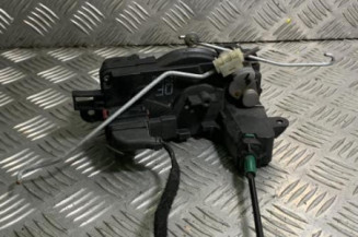 Serrure avant gauche OPEL ASTRA H