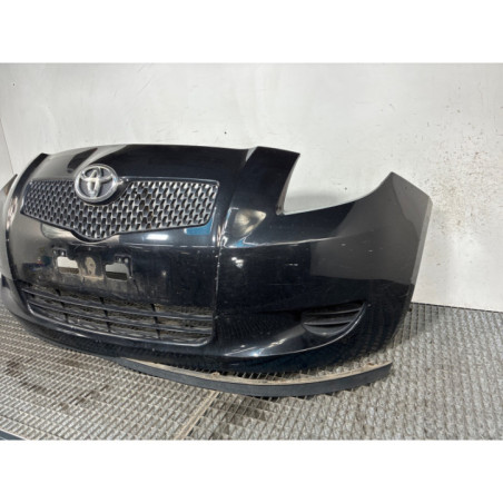 Pare choc avant TOYOTA YARIS 2 Photo n°1