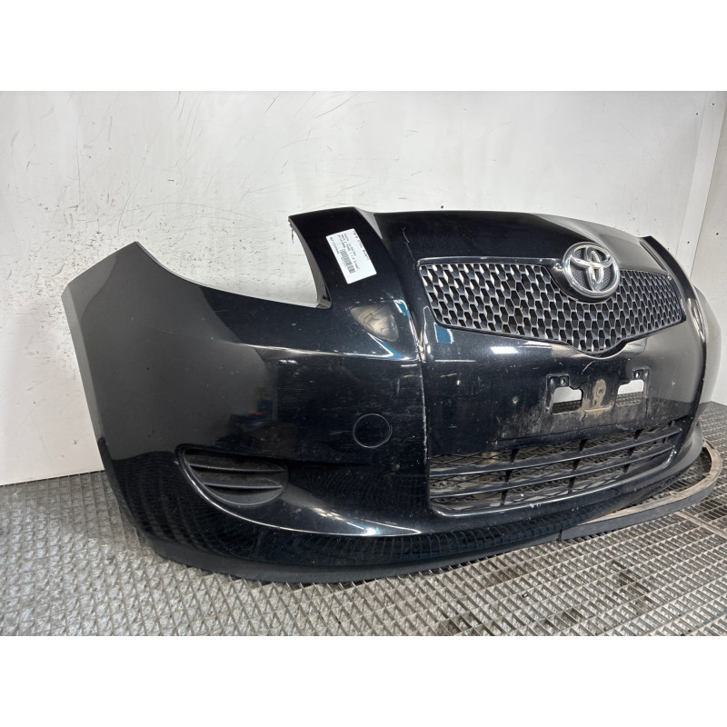 Pare choc avant TOYOTA YARIS 2 Photo n°5