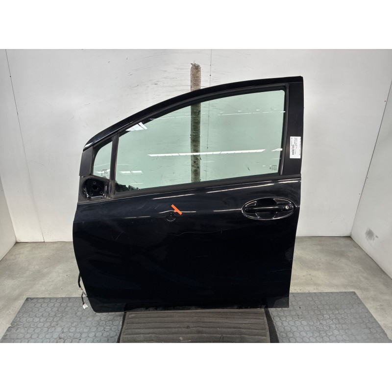 Porte avant gauche TOYOTA YARIS 2 Photo n°1
