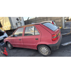 Optique avant principal gauche (feux)(phare) SKODA FELICIA