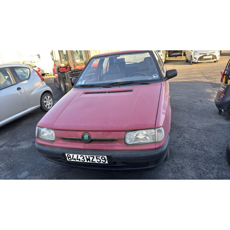 Optique avant secondaire droit (feux)(clignotant) SKODA FELICIA Photo n°7