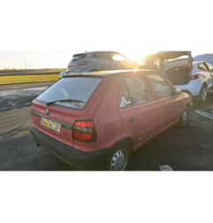 Optique avant secondaire droit (feux)(clignotant) SKODA FELICIA