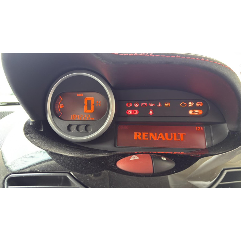 Feu arriere secondaire gauche (feux) RENAULT TWINGO 2 Photo n°17