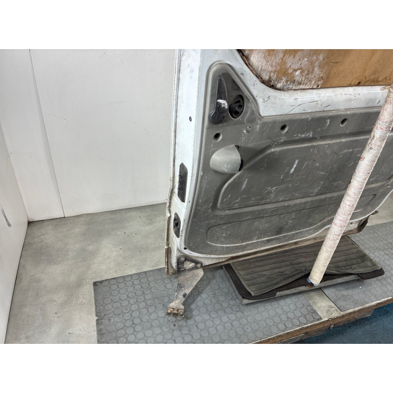 Porte laterale droit RENAULT TRAFIC 2 Photo n°6