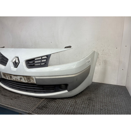 Pare choc avant RENAULT MEGANE 2