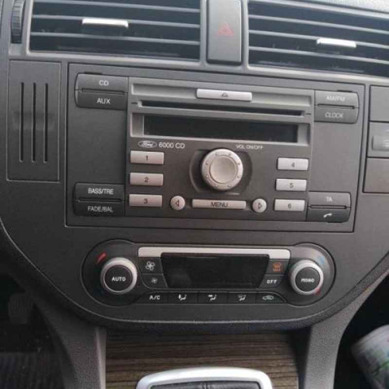 Feu arriere principal droit (feux) FORD C-MAX 1 Photo n°11