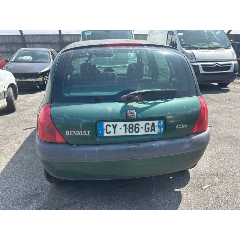 Pare choc avant RENAULT CLIO 2 Photo n°19