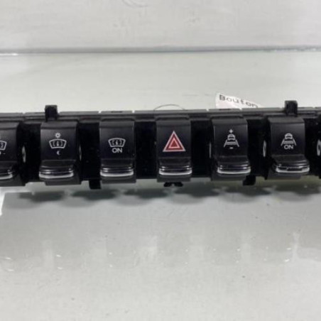 Bouton de warning PEUGEOT 3008 1 Photo n°1