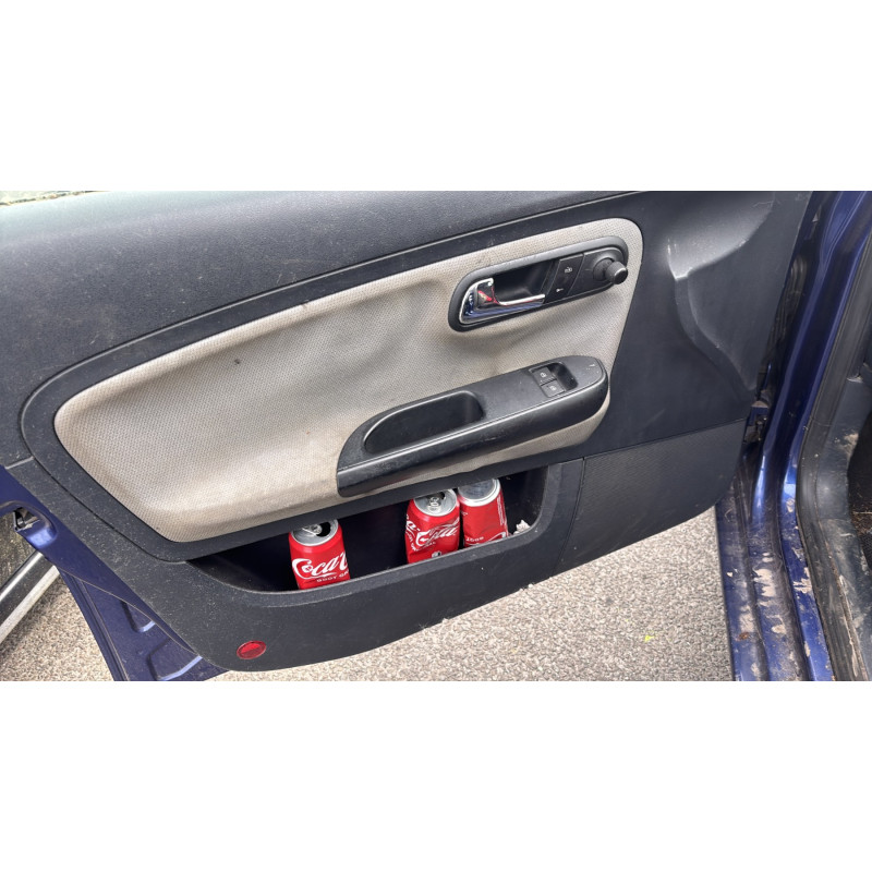 Calandre SEAT IBIZA 3 Photo n°13