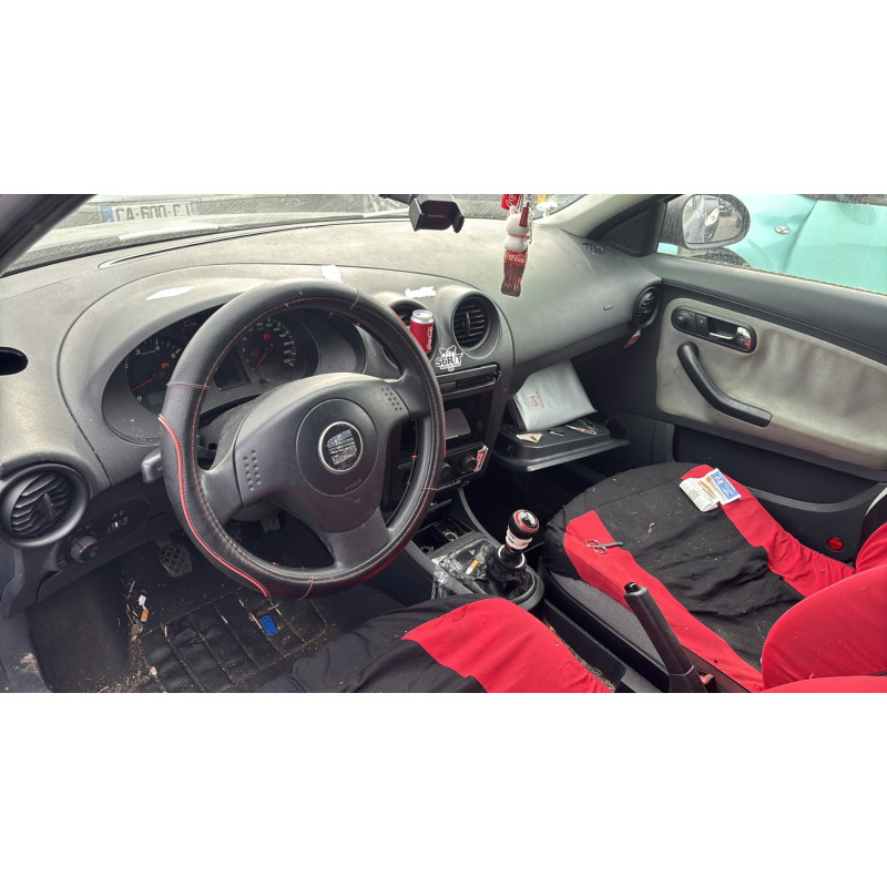 Calandre SEAT IBIZA 3 Photo n°16
