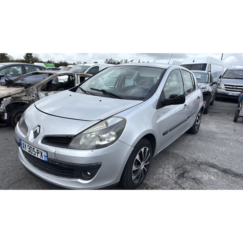 Compresseur clim RENAULT CLIO 3 Photo n°4