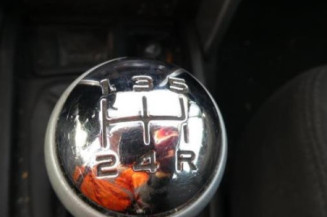 Pretensionneur de ceinture avant gauche PEUGEOT 207