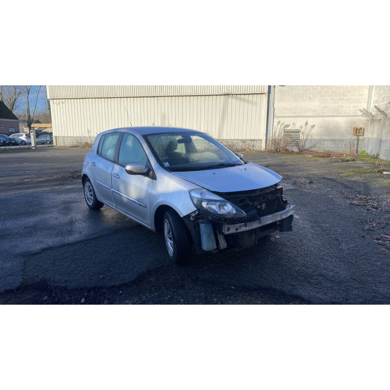 Attache ceinture arriere droit RENAULT CLIO 3 Photo n°6