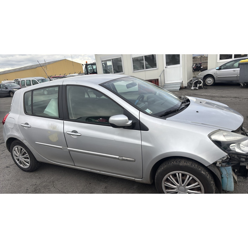Neiman RENAULT CLIO 3 Photo n°16