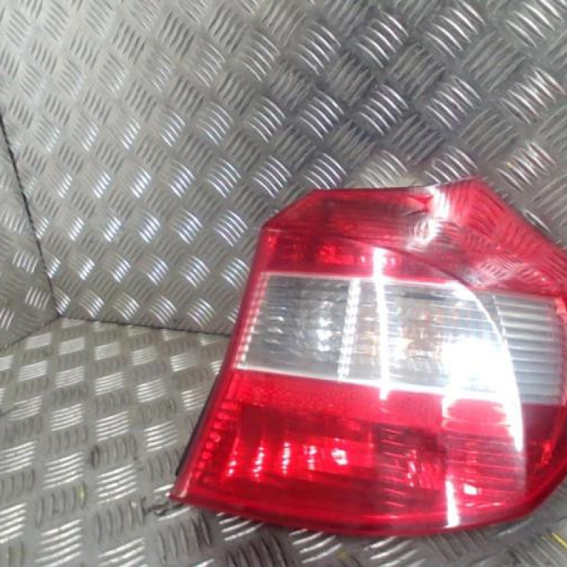 Feu arriere principal droit (feux) BMW SERIE 1 E87 Photo n°1