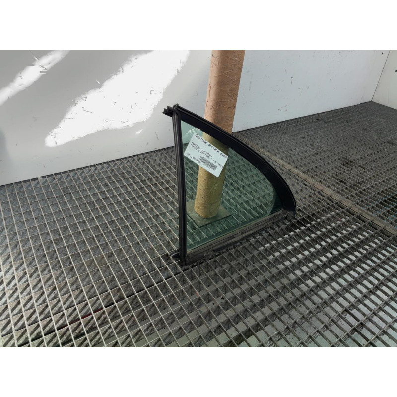 Custode arriere gauche (porte) MERCEDES CLASSE C 203 Photo n°3