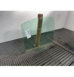 Vitre arriere droit MERCEDES CLASSE C 203