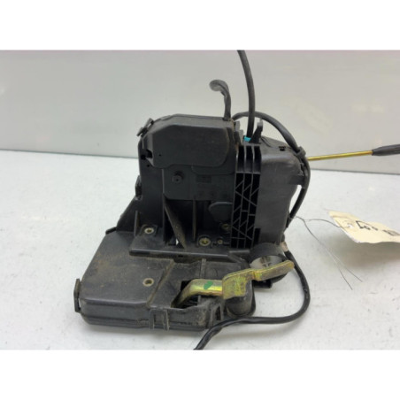 Serrure avant gauche MERCEDES CLASSE C 203