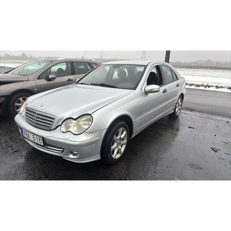 Vase de lave glace MERCEDES CLASSE C 203 Photo n°6