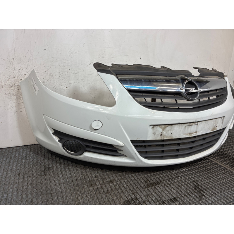 Pare choc avant OPEL CORSA D Photo n°3