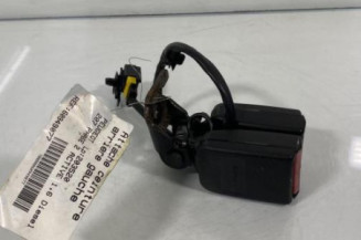Attache ceinture arriere droit PEUGEOT 207