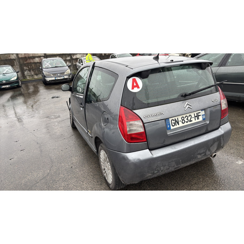 Lunette arriere CITROEN C2 Photo n°9