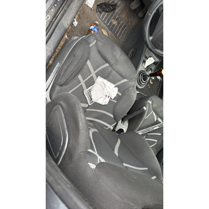 Lunette arriere CITROEN C2 Photo n°15