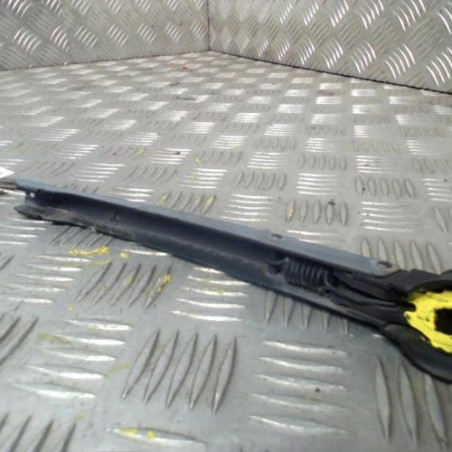 Bras essuie glace arriere VOLKSWAGEN FOX