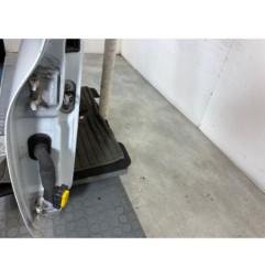 Porte avant droit RENAULT CLIO 2 CAMPUS Photo n°1