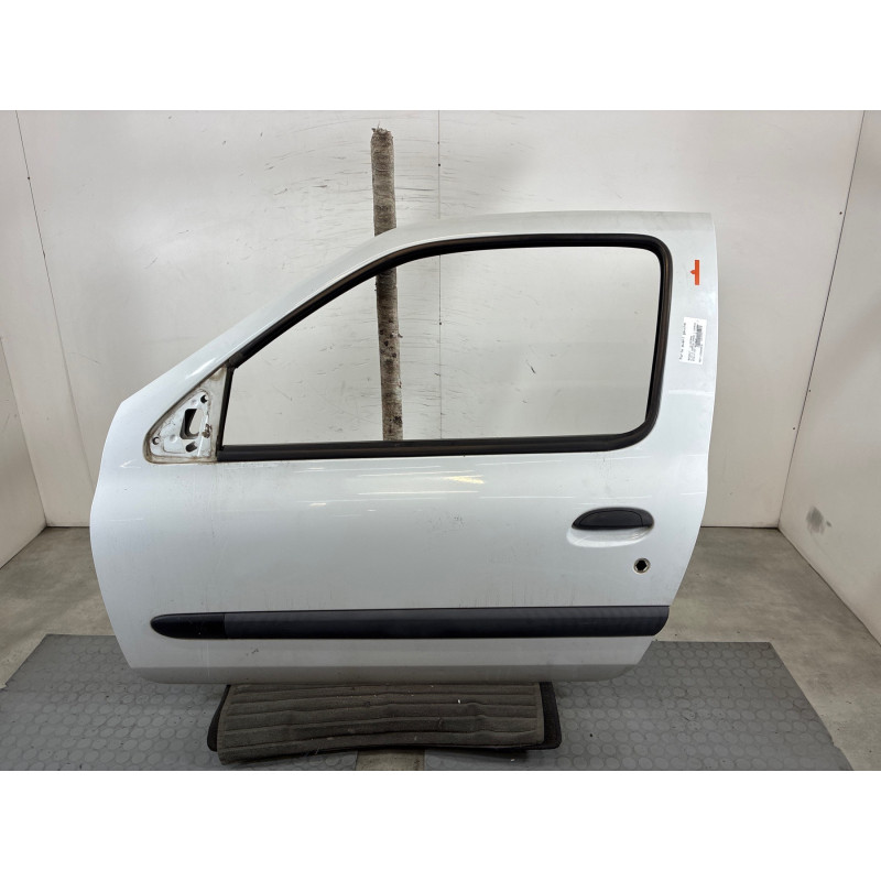 Porte avant gauche RENAULT CLIO 2 CAMPUS Photo n°3