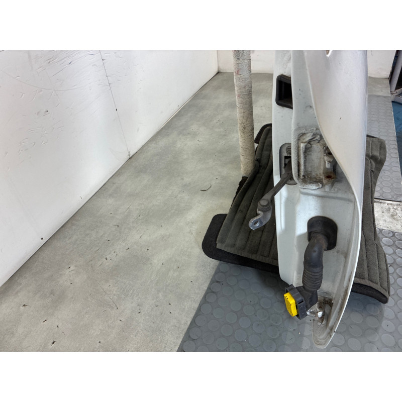 Porte avant gauche RENAULT CLIO 2 CAMPUS Photo n°5