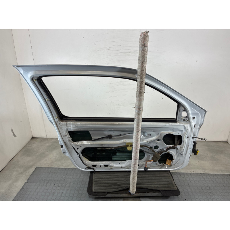 Porte avant gauche RENAULT CLIO 2 CAMPUS Photo n°6