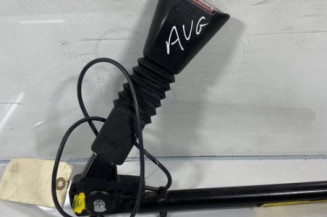 Pretensionneur de ceinture avant gauche OPEL CORSA C