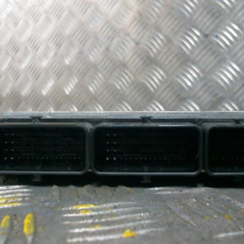 Calculateur RENAULT CAPTUR 1 Photo n°3