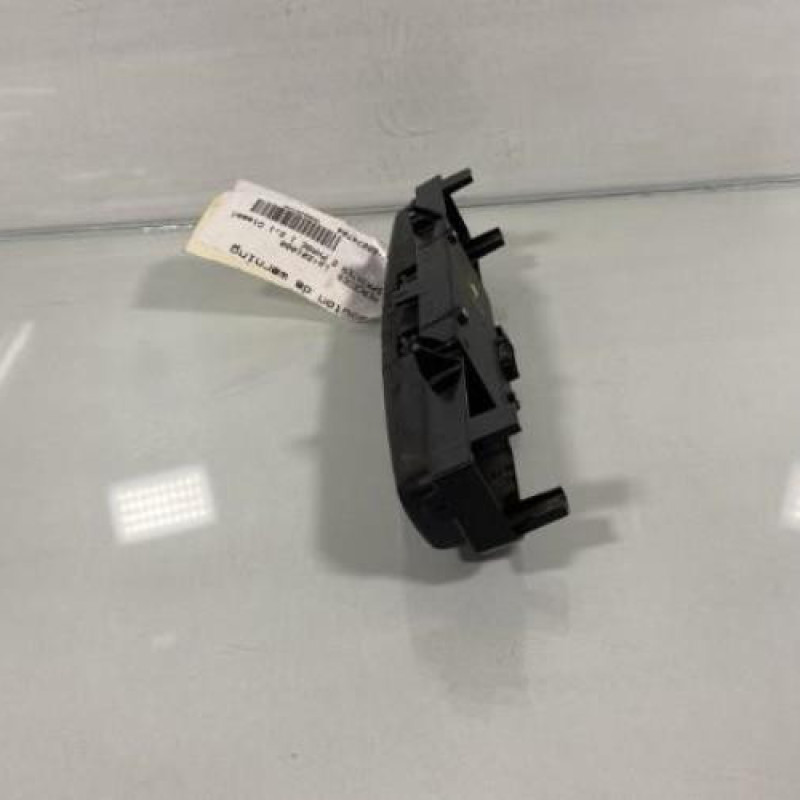 Bouton de warning MERCEDES SPRINTER 2 Photo n°3