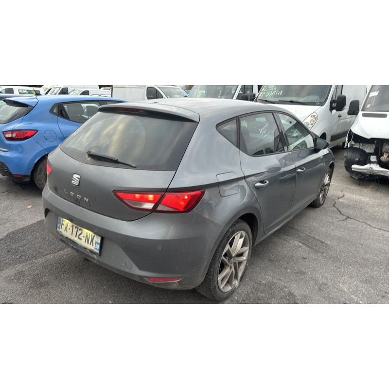 Pare choc arriere SEAT LEON 3 Photo n°8