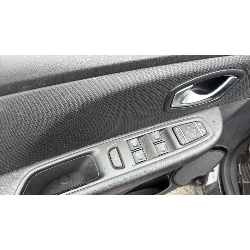 Moteur RENAULT CLIO 4 Photo n°15