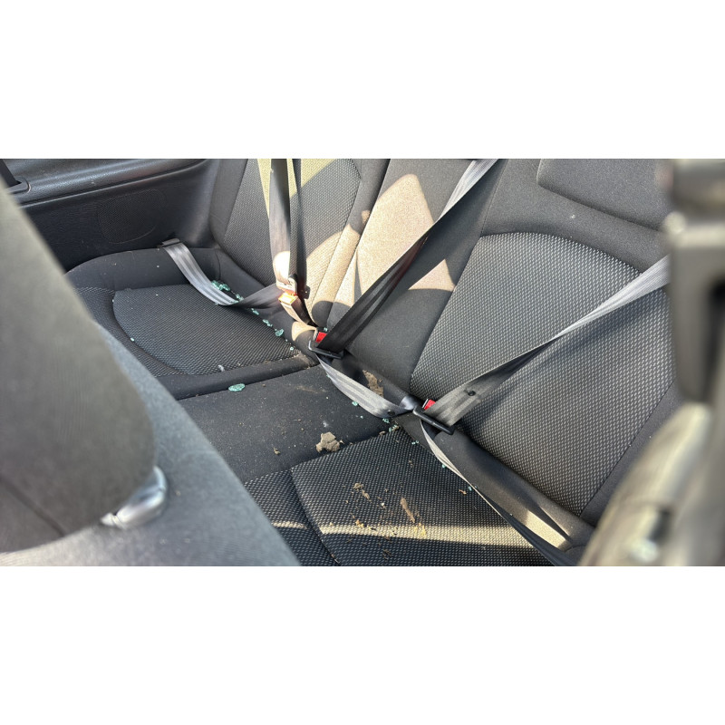 Pretensionneur de ceinture avant droit PEUGEOT 206 Photo n°19