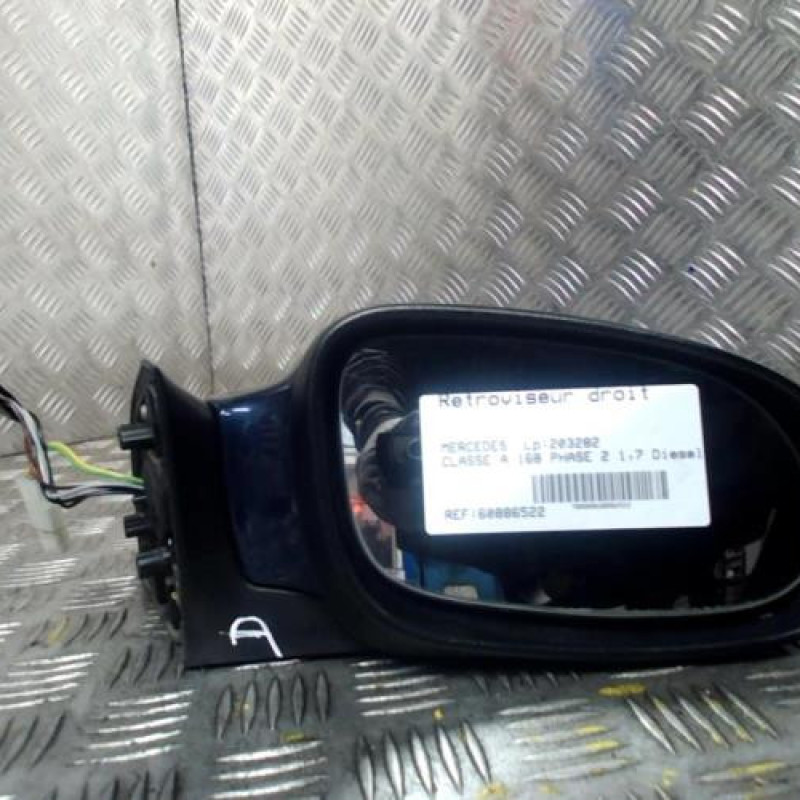 Retroviseur droit MERCEDES CLASSE A 168 Photo n°1